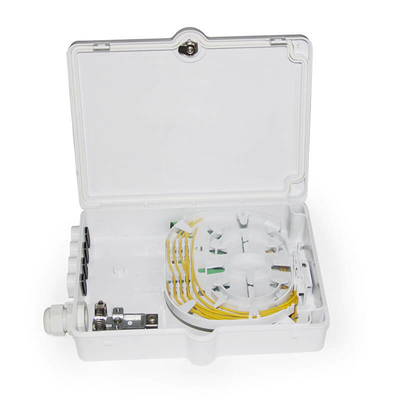 Box di distribuzione in fibra ottica a 8 core FTTH con adattatori opzionali e pigtails per il montaggio a parete o a palo