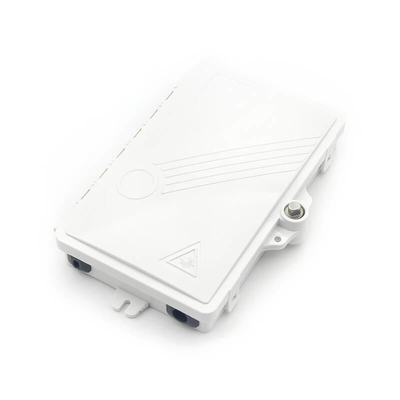 Casella di distribuzione in fibra ottica per telecomunicazioni con un singolo adattatore SC a 1 nucleo
