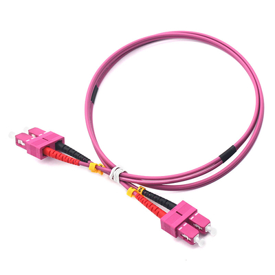 Corde di patch in fibra ottica ad alte prestazioni OM4 MM SC PC a SC PC per la trasmissione di dati senza soluzione di continuità