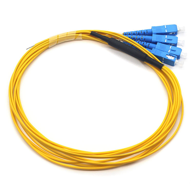 Giallo UPC Fibra ottica Patch Cord Pigtail 4 Core PVC Giacca