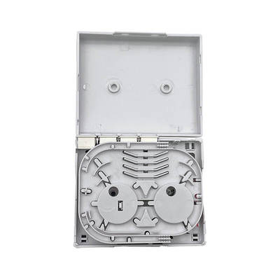 Scatola terminale FTTH bianca a 4 porte con adattatori SC LC