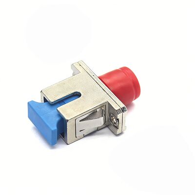 0.2dB Perdita di inserimento SC UPC a FC UPC Adapter in fibra ottica in custodia metallica con flange